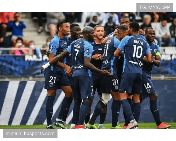 里昂主场九连胜含两场杯赛，堡垒属性成朗斯最大考验